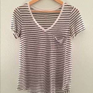 Striped pocket t-shirt